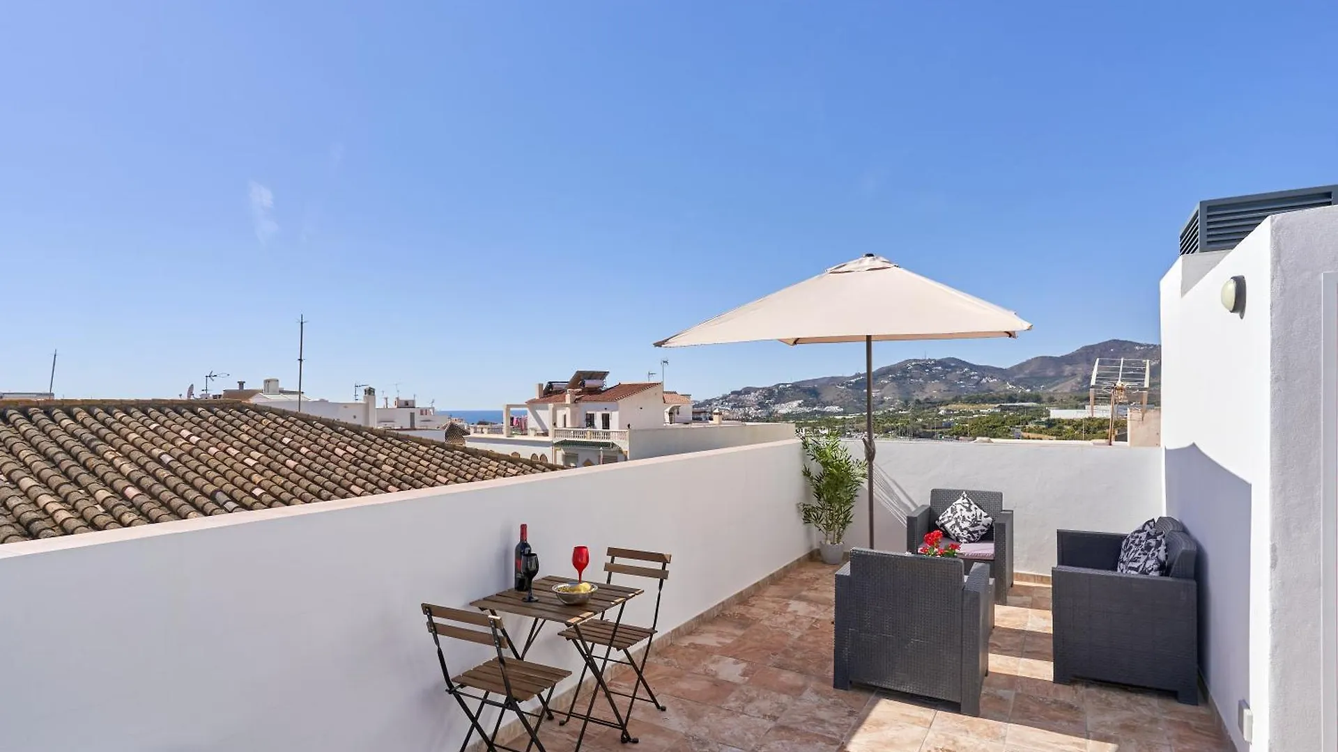 Nerja Boutique B2 Street Level Apartment