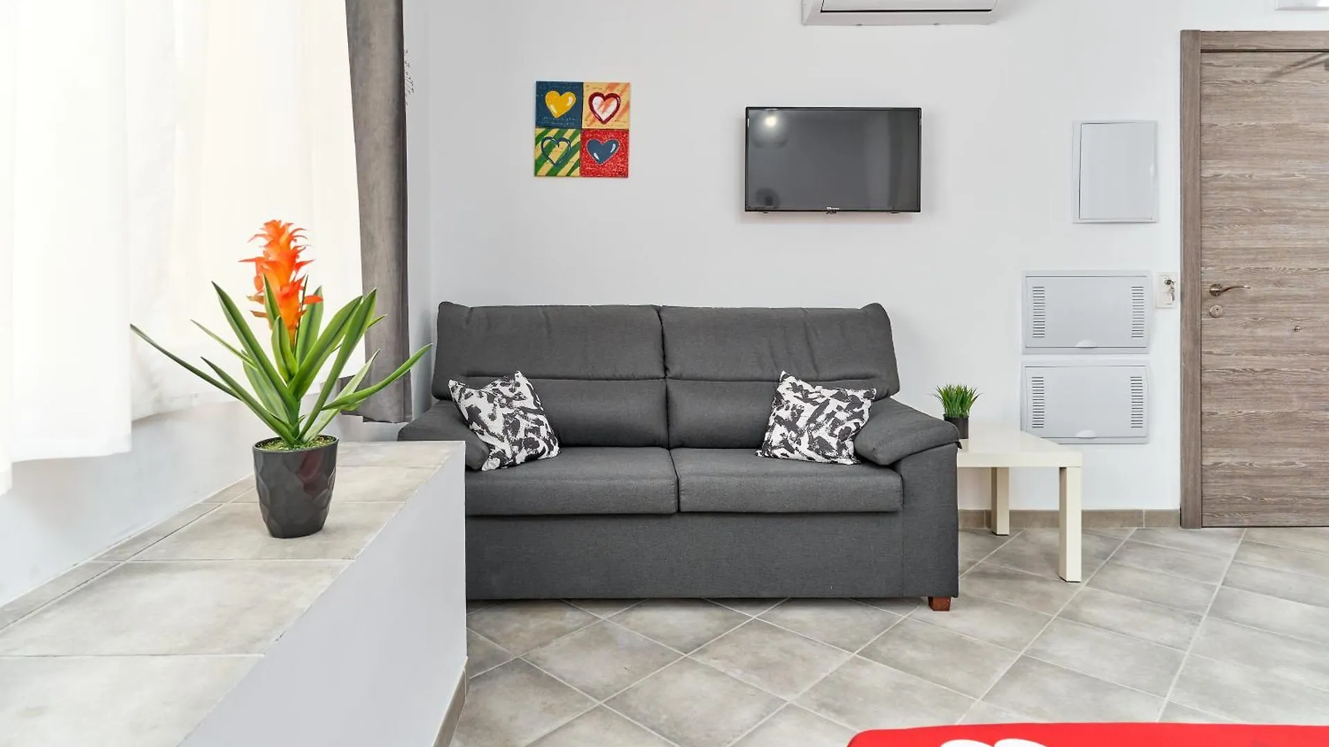 Nerja Boutique B2 Street Level Apartment